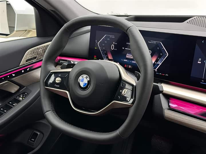 Фото 9 - BMW 5 Series