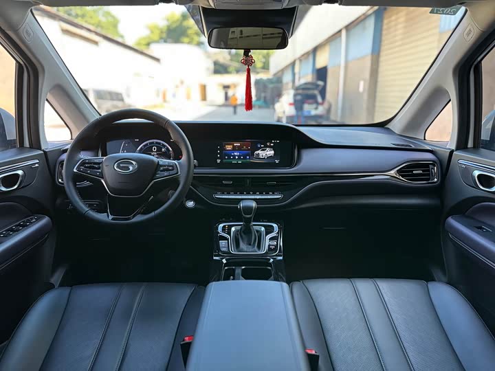 Фото 10 - GAC Trumpchi M6