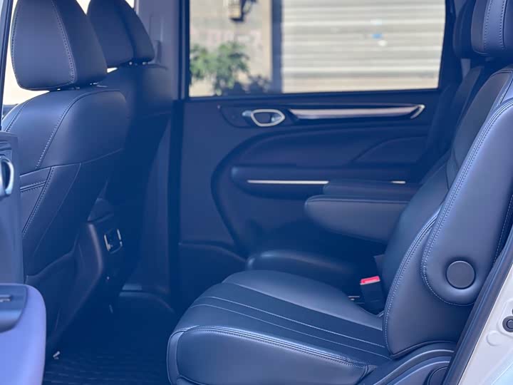 Фото 12 - GAC Trumpchi M6