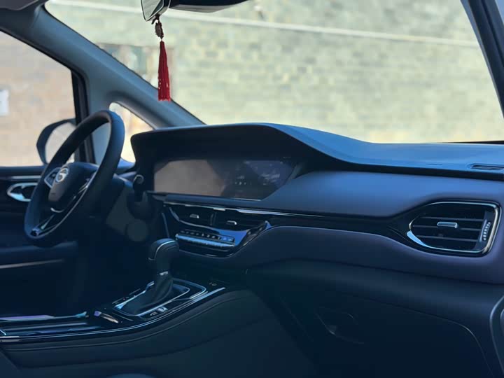 Фото 17 - GAC Trumpchi M6