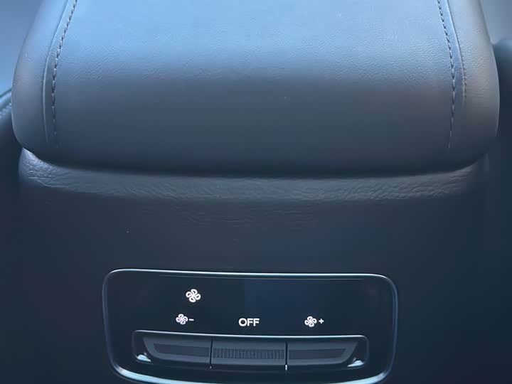 Фото 24 - GAC Trumpchi M6