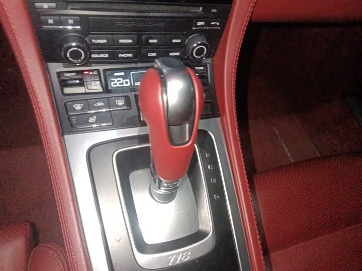 Фото 16 - Porsche 718