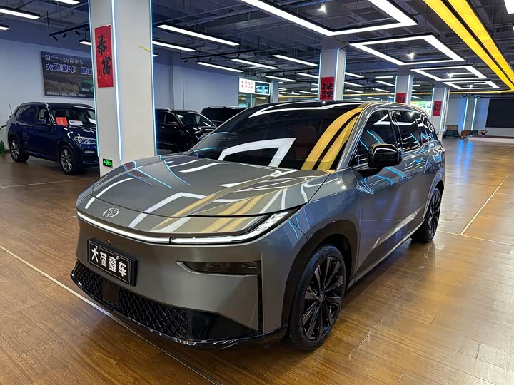 Фото 2 - Toyota bZ3X