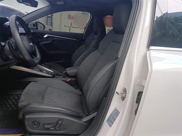 Фото 15 - Audi A3