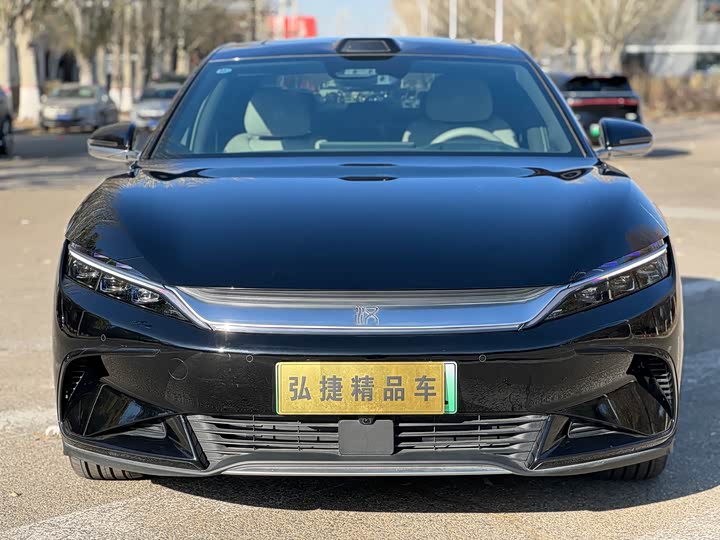 Фото 2 - BYD Han