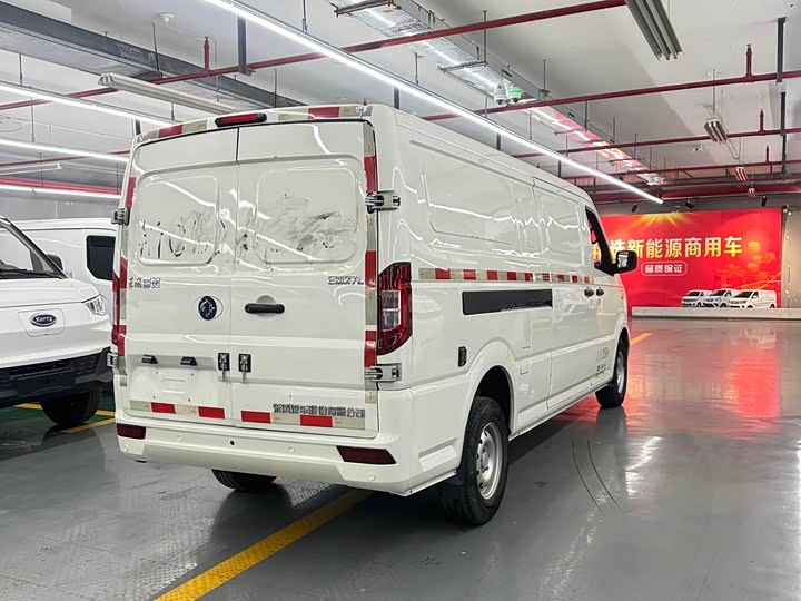 Фото 6 - Dongfeng EM27