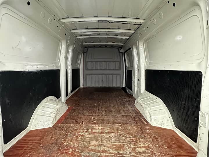 Фото 8 - Dongfeng EM27