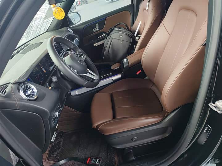 Фото 15 - Mercedes-Benz GLB-Class