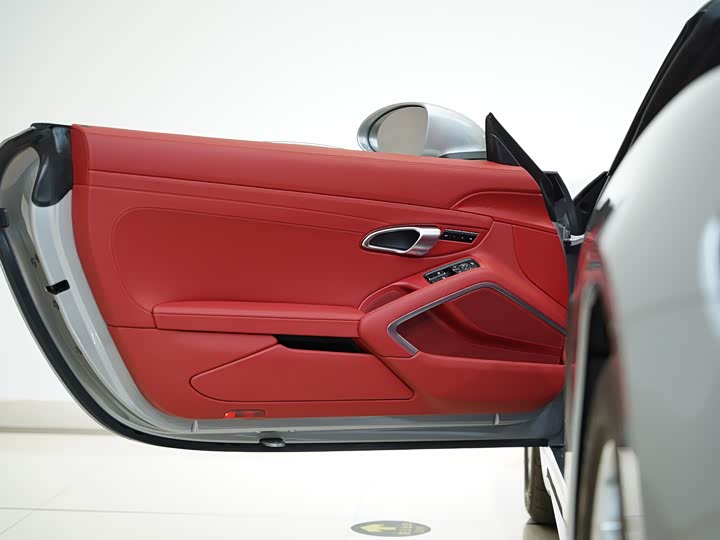 Фото 18 - Porsche 718