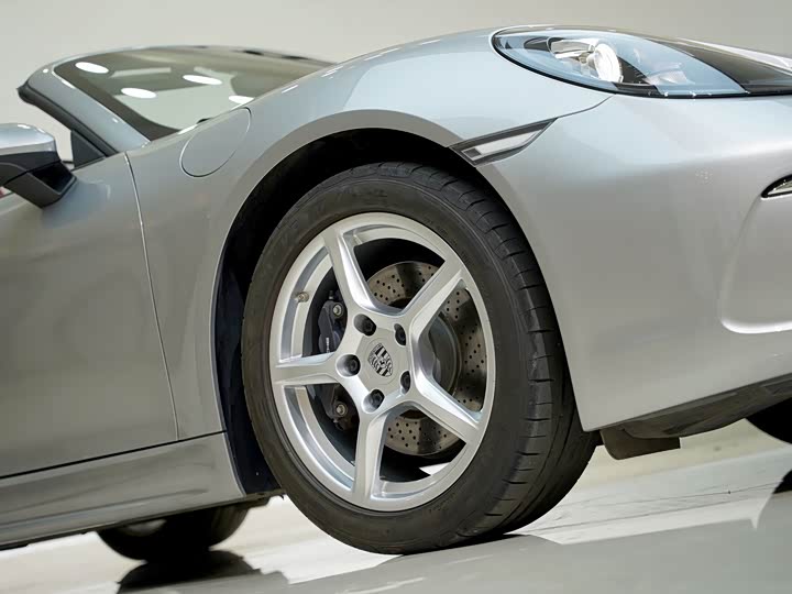 Фото 21 - Porsche 718