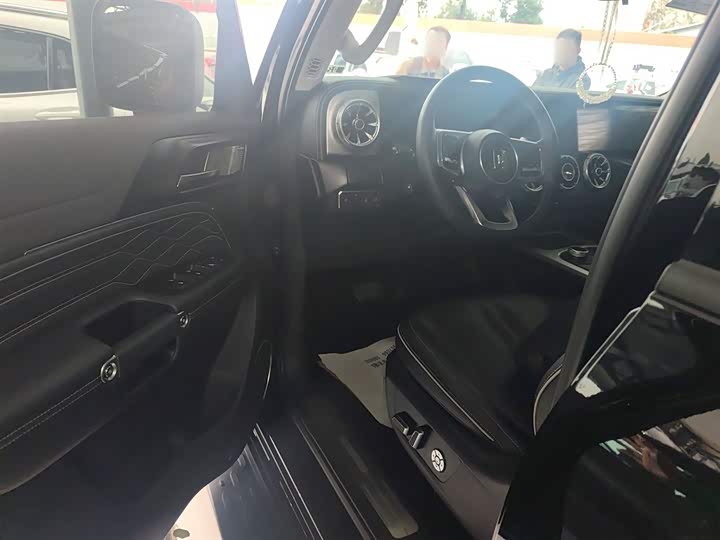 Фото 16 - Tank 300