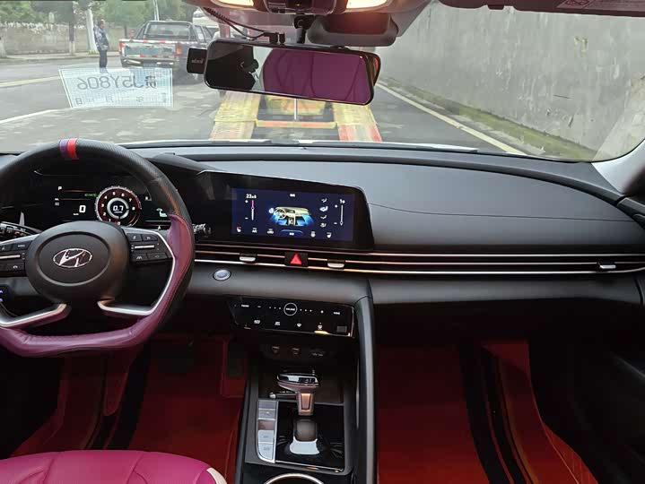 Фото 12 - Hyundai Elantra N line