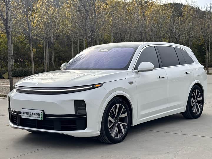 Фото 1 - LiXiang L7