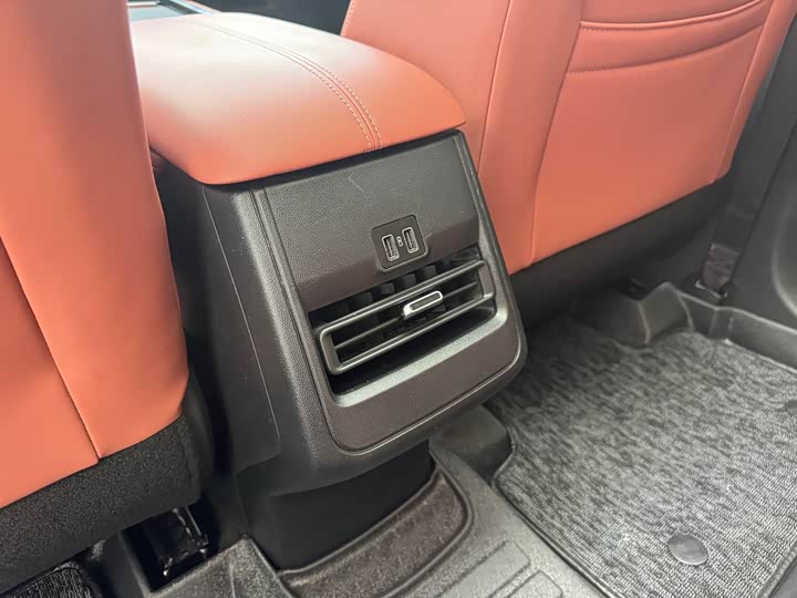 Фото 29 - Changan CS55 Plus