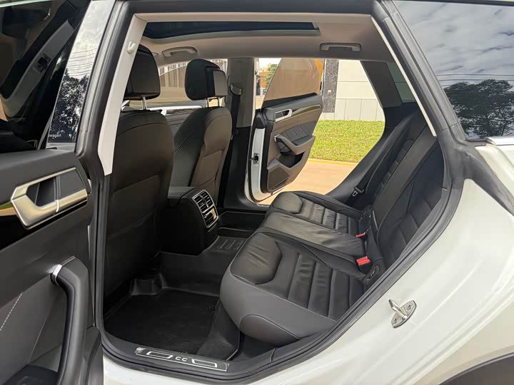 Фото 13 - Volkswagen CC