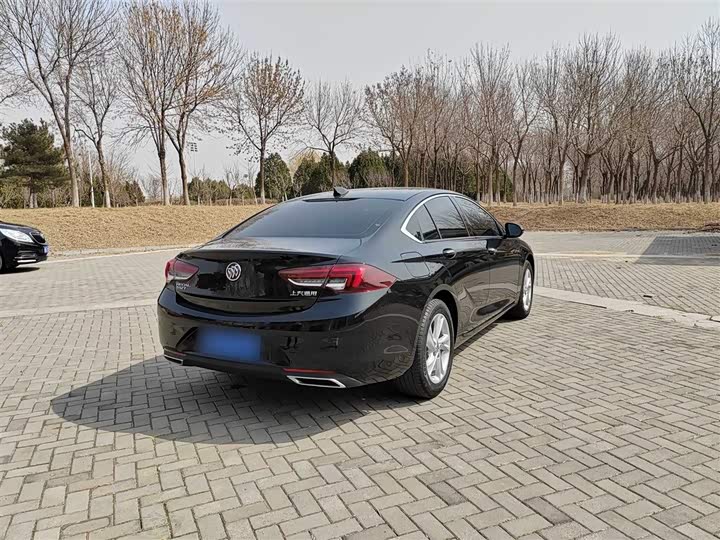 Фото 12 - Buick Regal