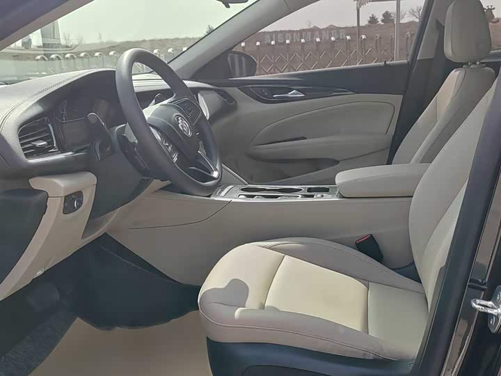 Фото 16 - Buick Regal