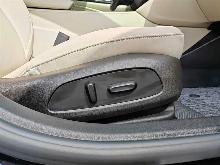 Фото 4 - Buick Regal