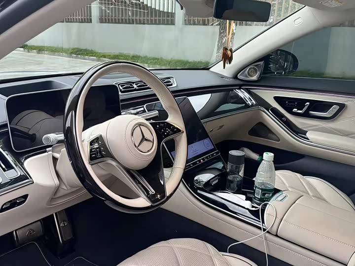 Фото 7 - Mercedes-Benz Maybach S-Class