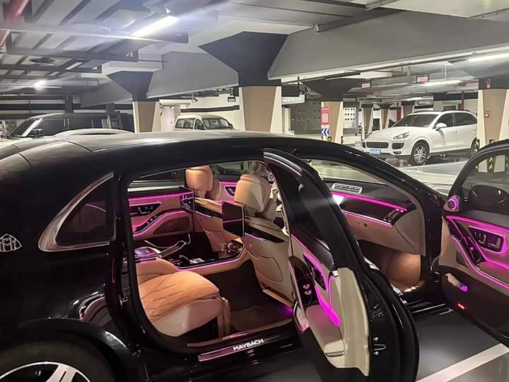 Фото 8 - Mercedes-Benz Maybach S-Class