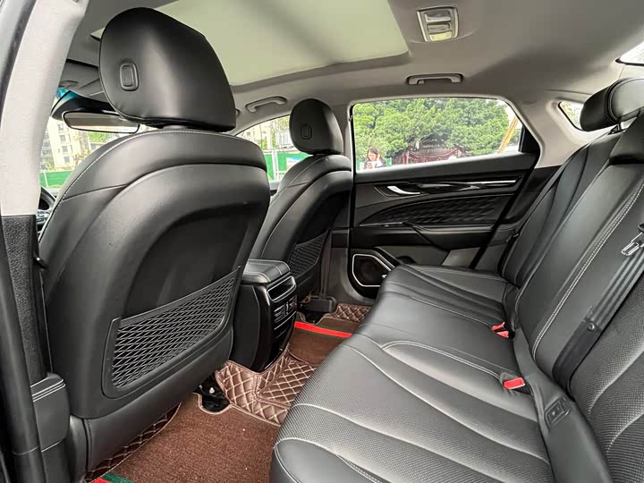 Фото 11 - Geely Emgrand GT