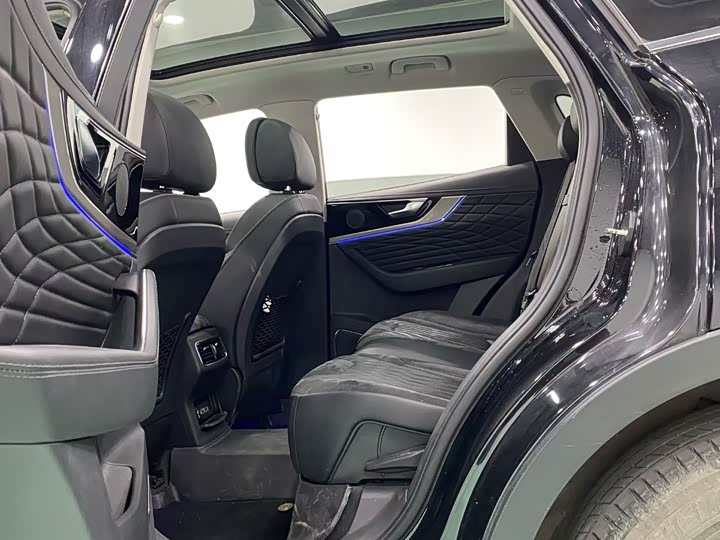 Фото 5 - Hongqi HS5