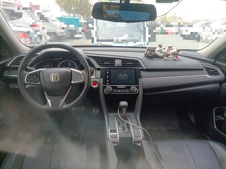 Фото 13 - Honda Civic