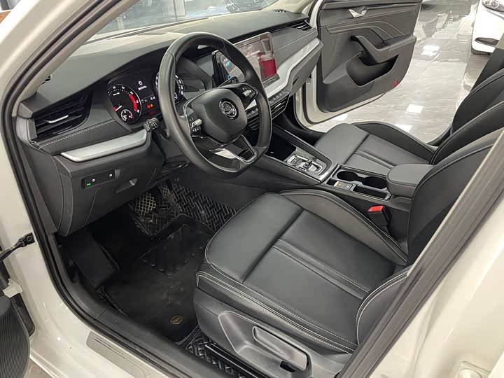 Фото 5 - Skoda Octavia Pro