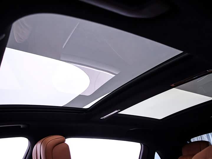 Фото 10 - Mercedes-Benz Maybach S-Class