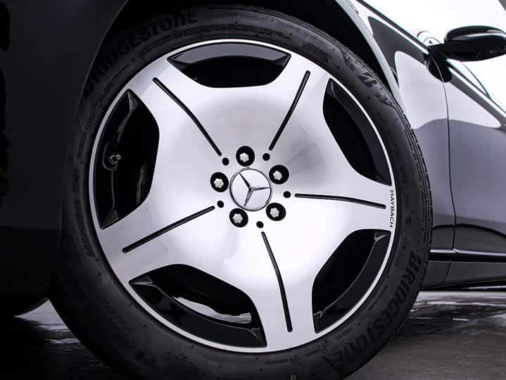 Фото 16 - Mercedes-Benz Maybach S-Class