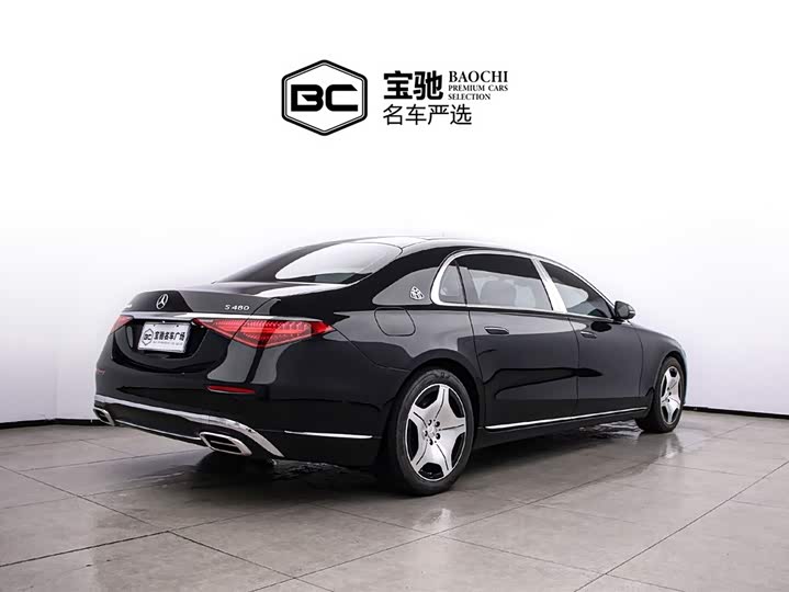 Фото 3 - Mercedes-Benz Maybach S-Class