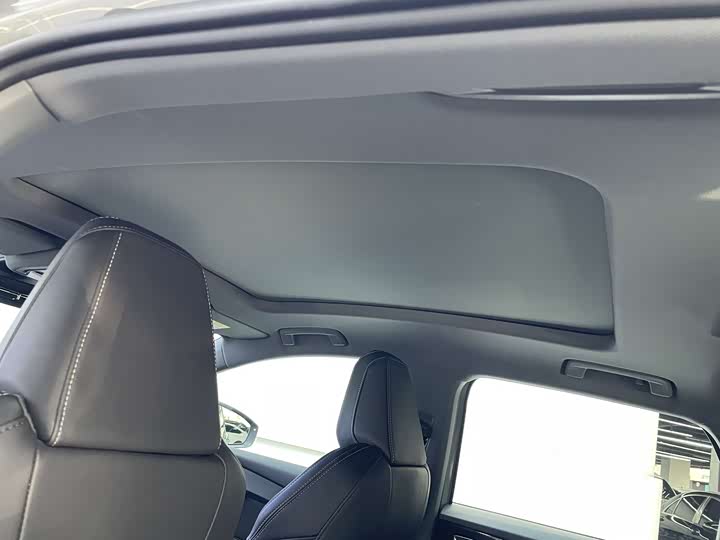 Фото 12 - Audi Q4 e-tron