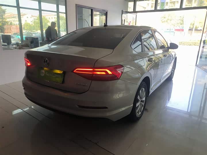 Фото 7 - Volkswagen Lavida