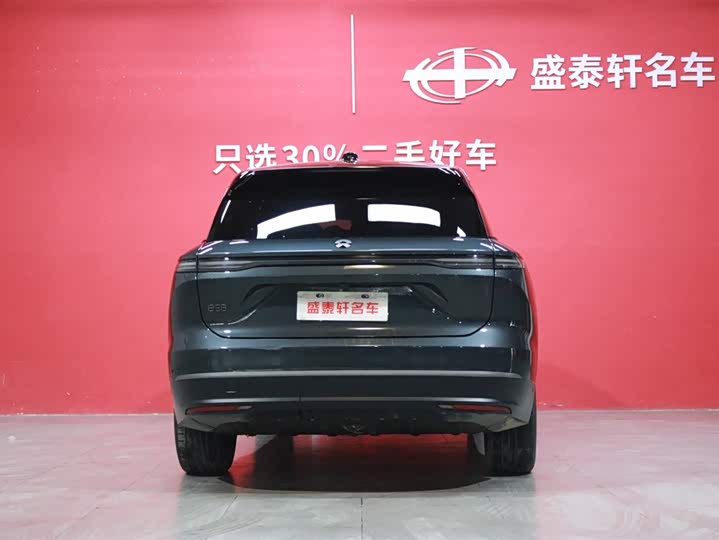 Фото 15 - Nio ES8