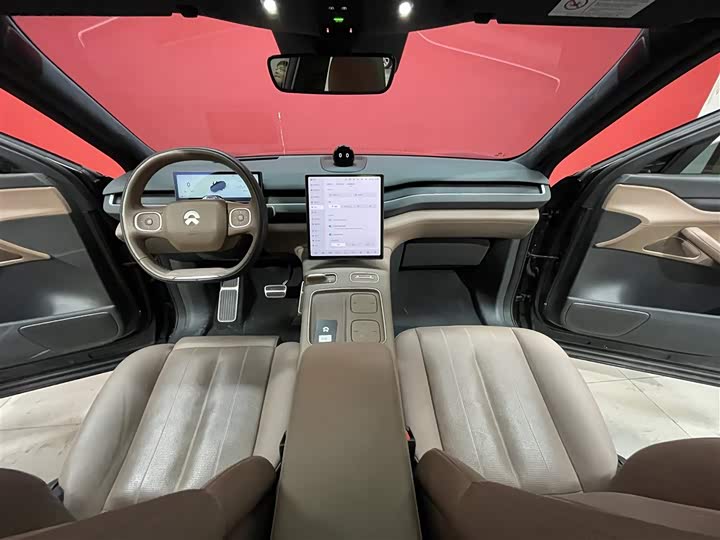 Фото 7 - Nio ES8