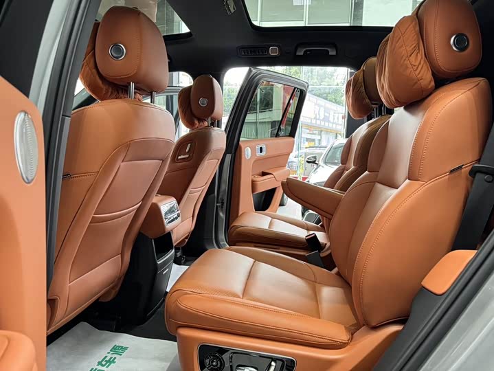 Фото 4 - LiXiang L8