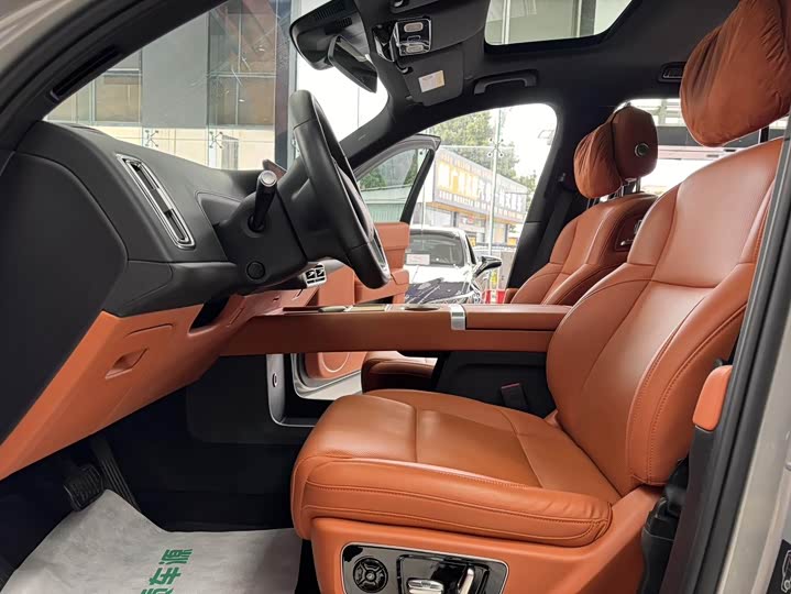 Фото 9 - LiXiang L8