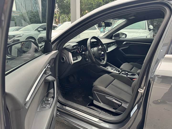 Фото 10 - Audi A3