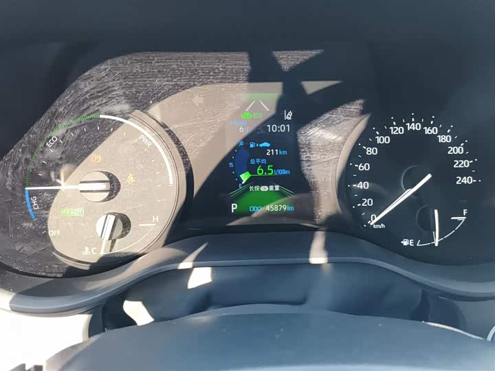 Фото 12 - Toyota Granvia