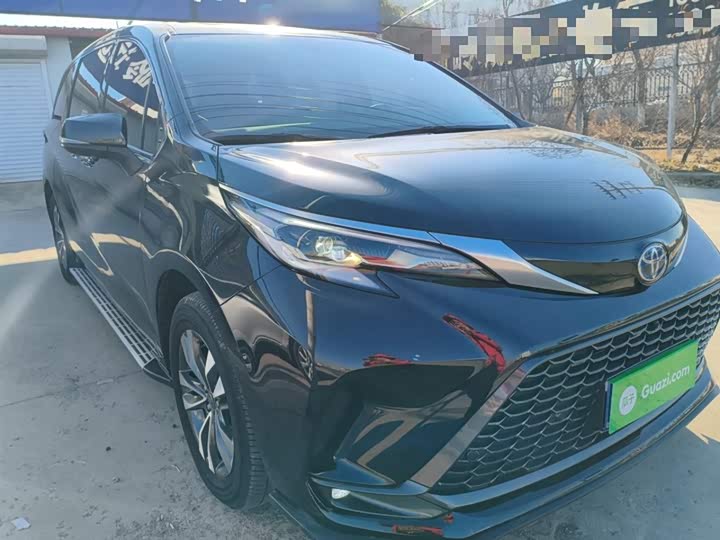 Фото 4 - Toyota Granvia