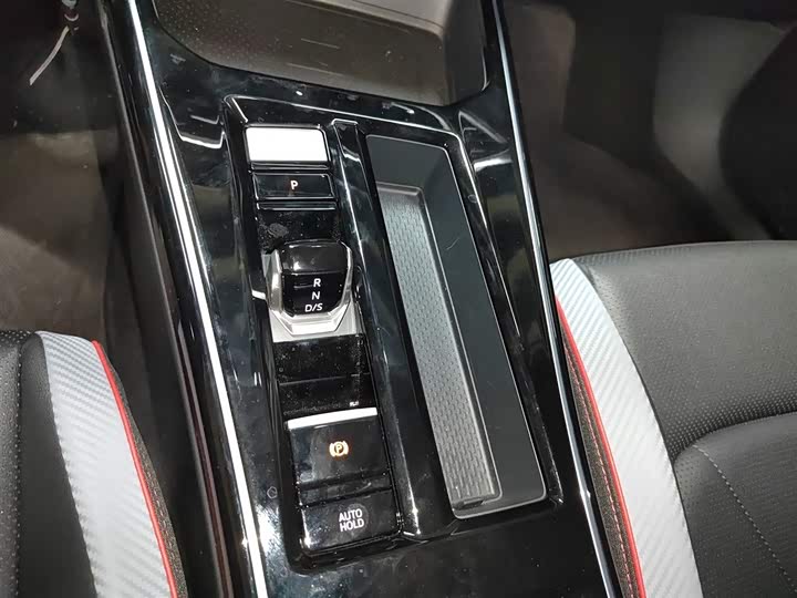 Фото 7 - Volkswagen Lamando L