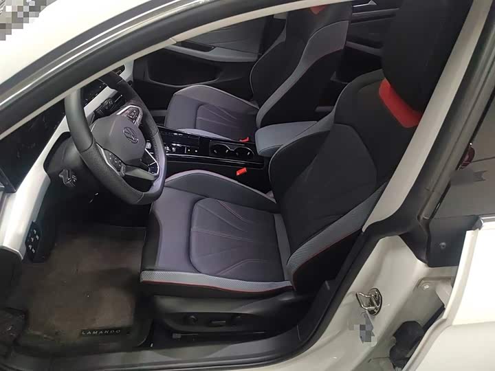 Фото 8 - Volkswagen Lamando L