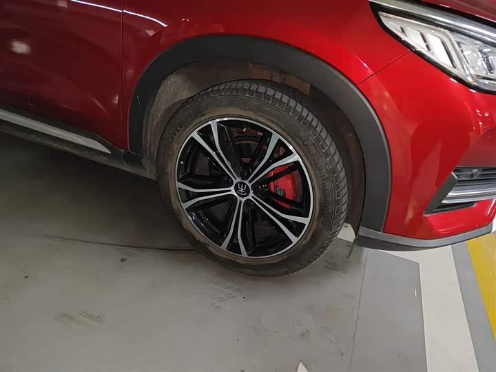 Фото 9 - BYD Song Plus