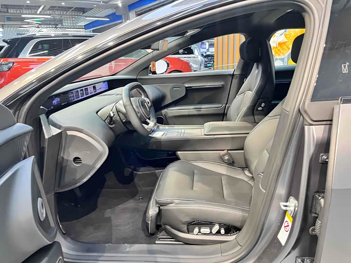 Фото 10 - Avatr 12