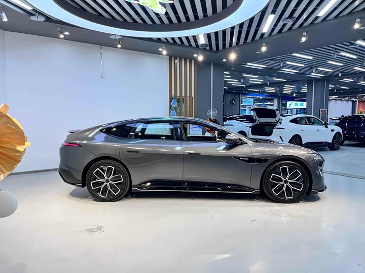 Фото 25 - Avatr 12