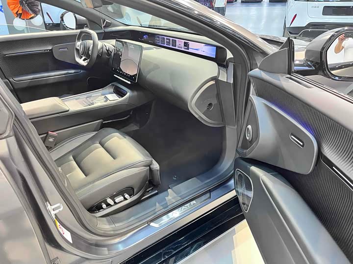 Фото 26 - Avatr 12