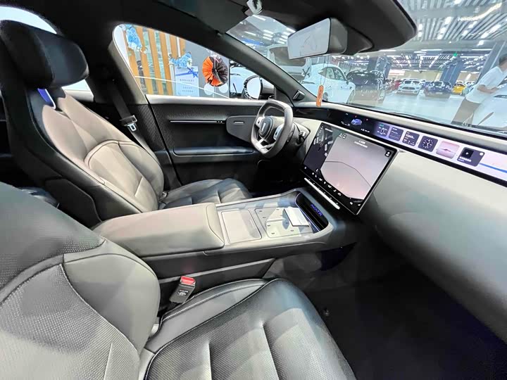 Фото 30 - Avatr 12