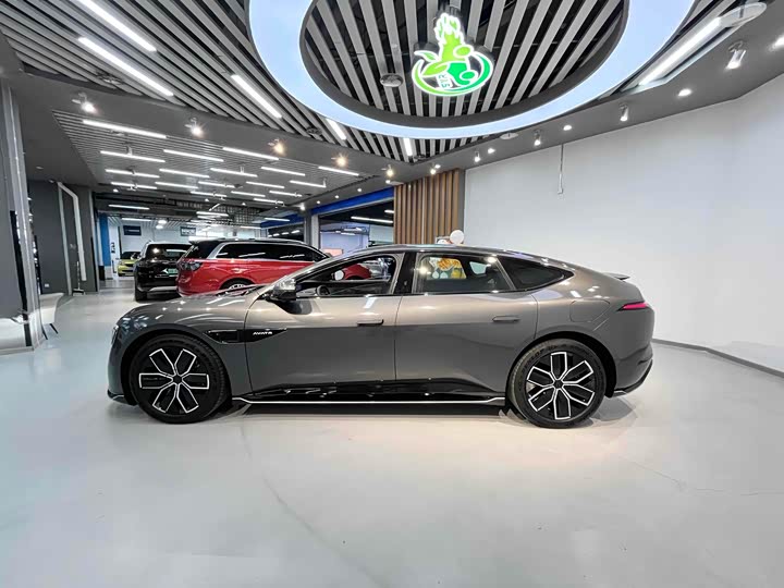 Фото 8 - Avatr 12