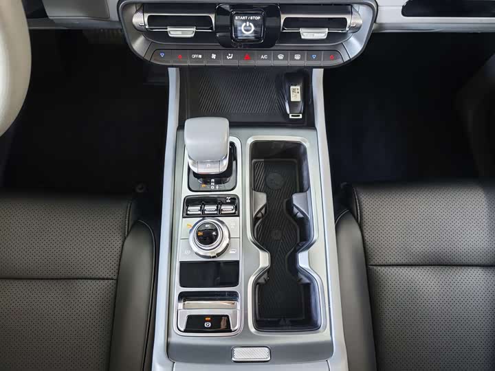 Фото 10 - BAIC Beijing BJ40