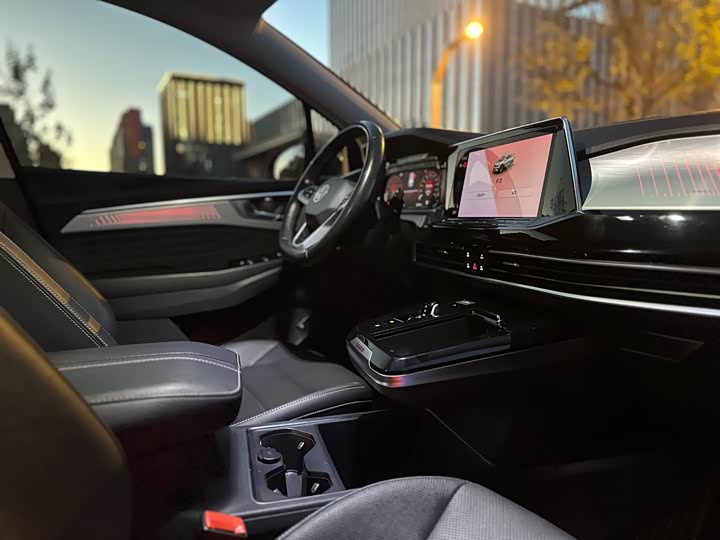 Фото 9 - Volkswagen Talagon